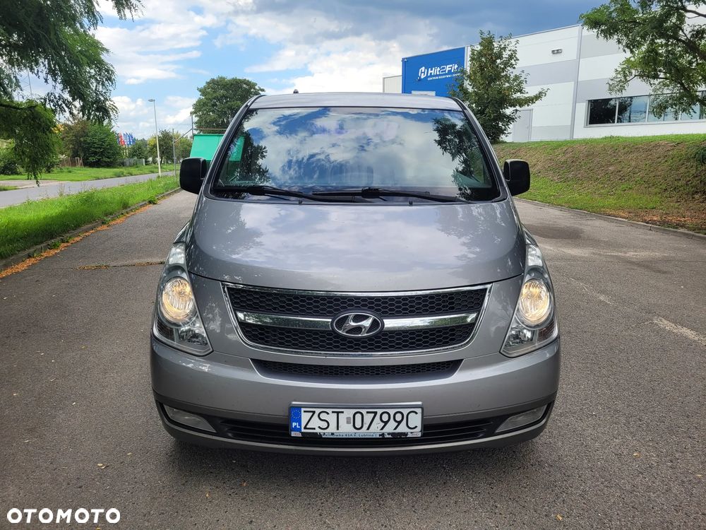 Hyundai H-1 2.5 CRDi Premium - 23