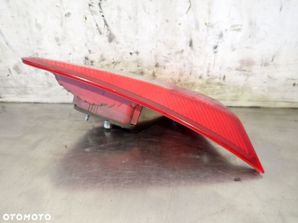 LAMPA LEWA TYLNA W KLAPIE MITSUBISHI LANCER VIII  132-87977 - 3