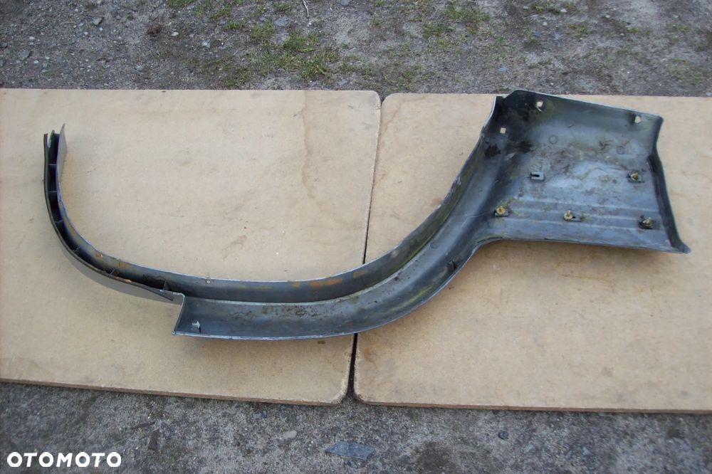 LISTWA NAKŁADKA L.TYŁ MITSUBISHI PAJER II 5DRZWI - 7