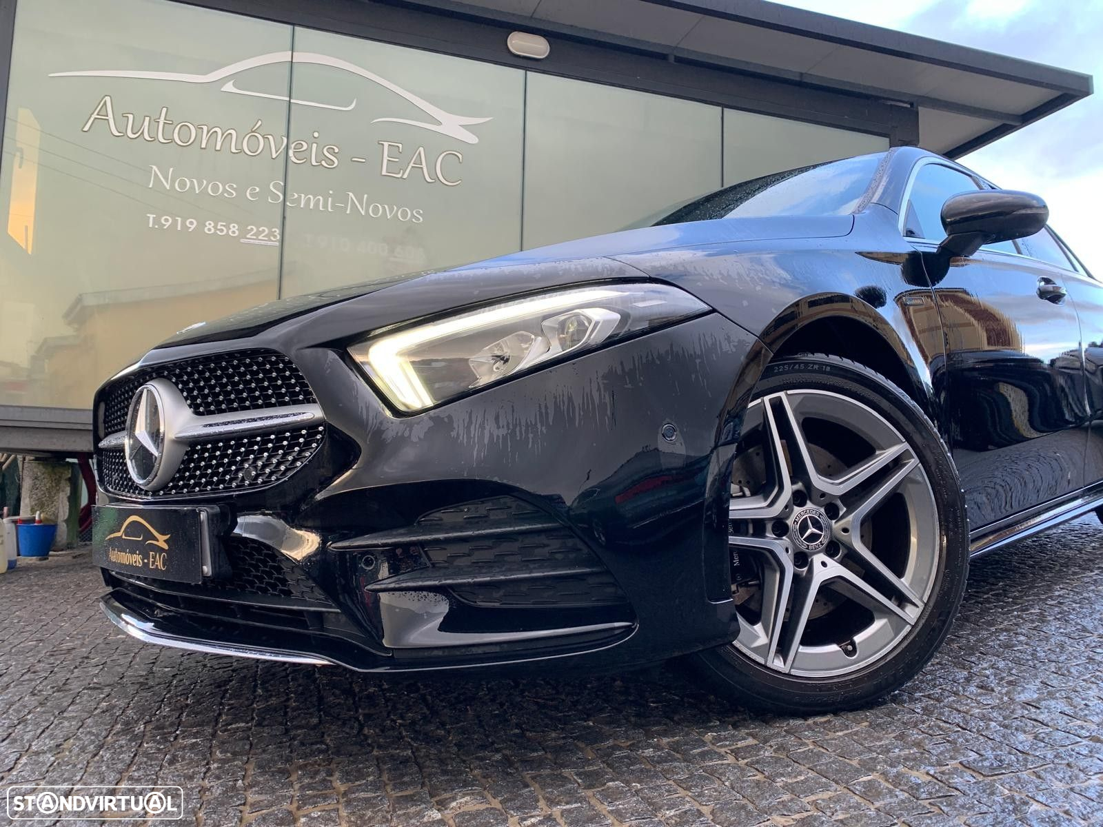 Mercedes-Benz A 250 e AMG Line - 2