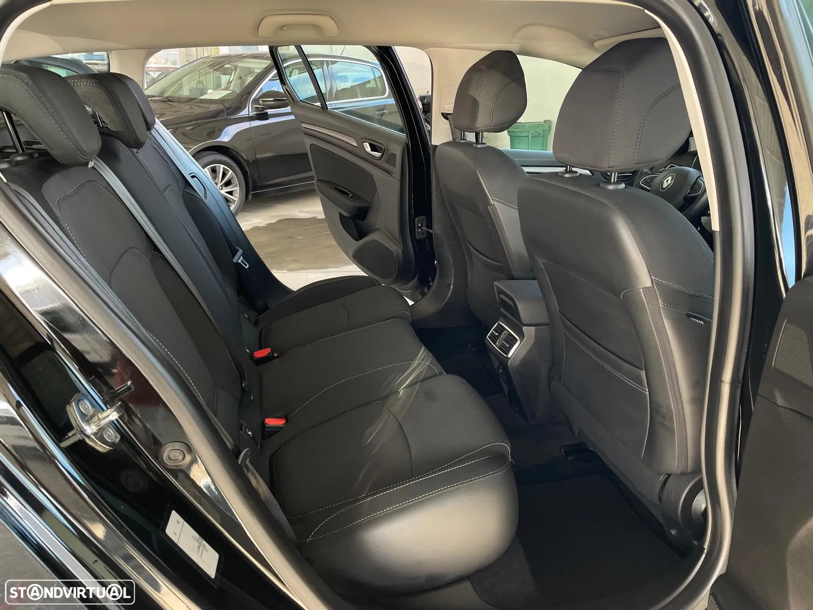 Renault Mégane Sport Tourer 1.5 Blue dCi Techno EDC - 39
