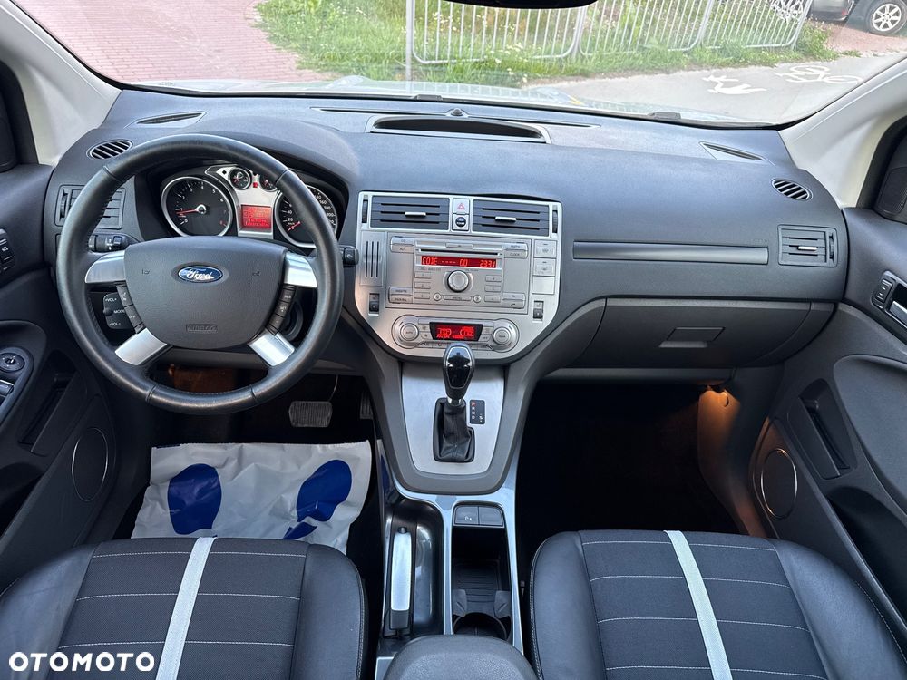 Ford Kuga 2.5 Titanium - 15