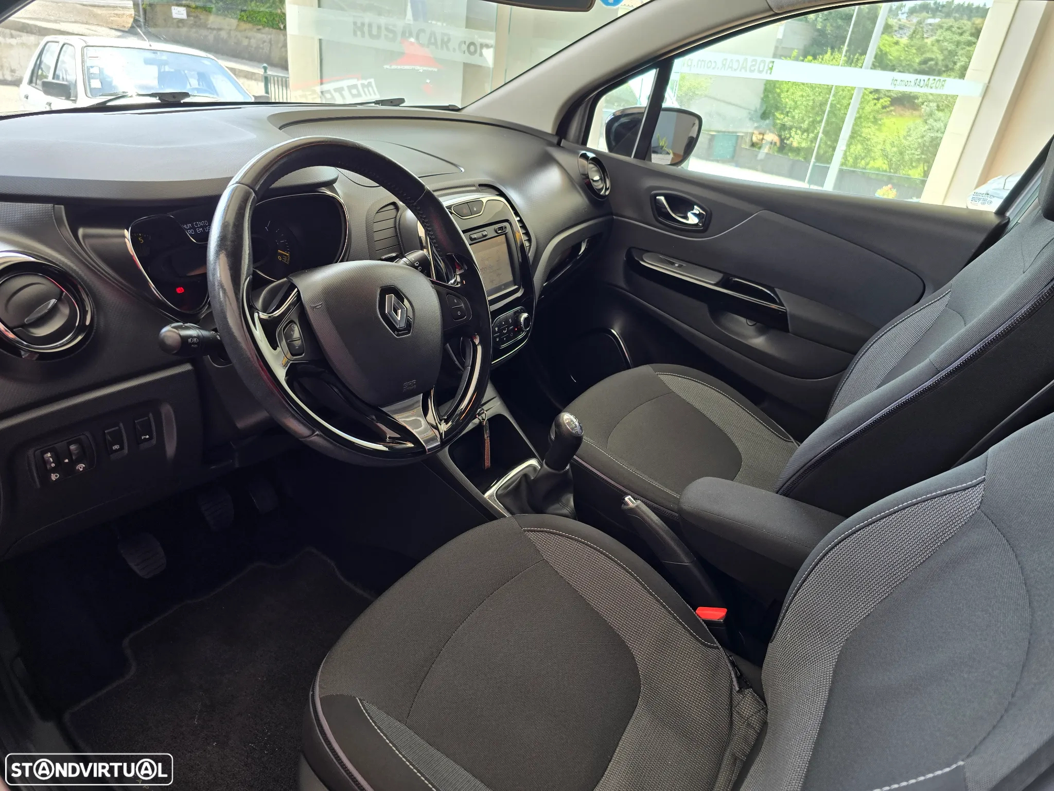 Renault Captur 1.5 dCi Exclusive - 13