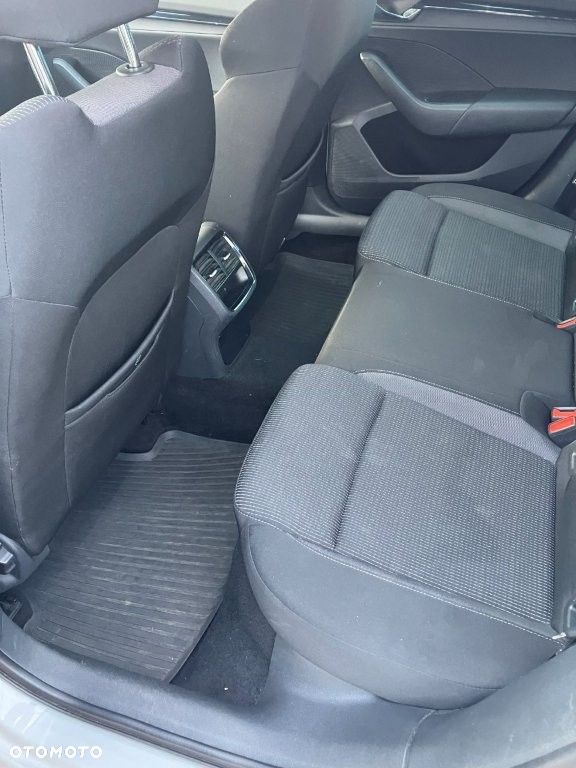 Skoda Octavia 2.0 TDI Ambition DSG - 13