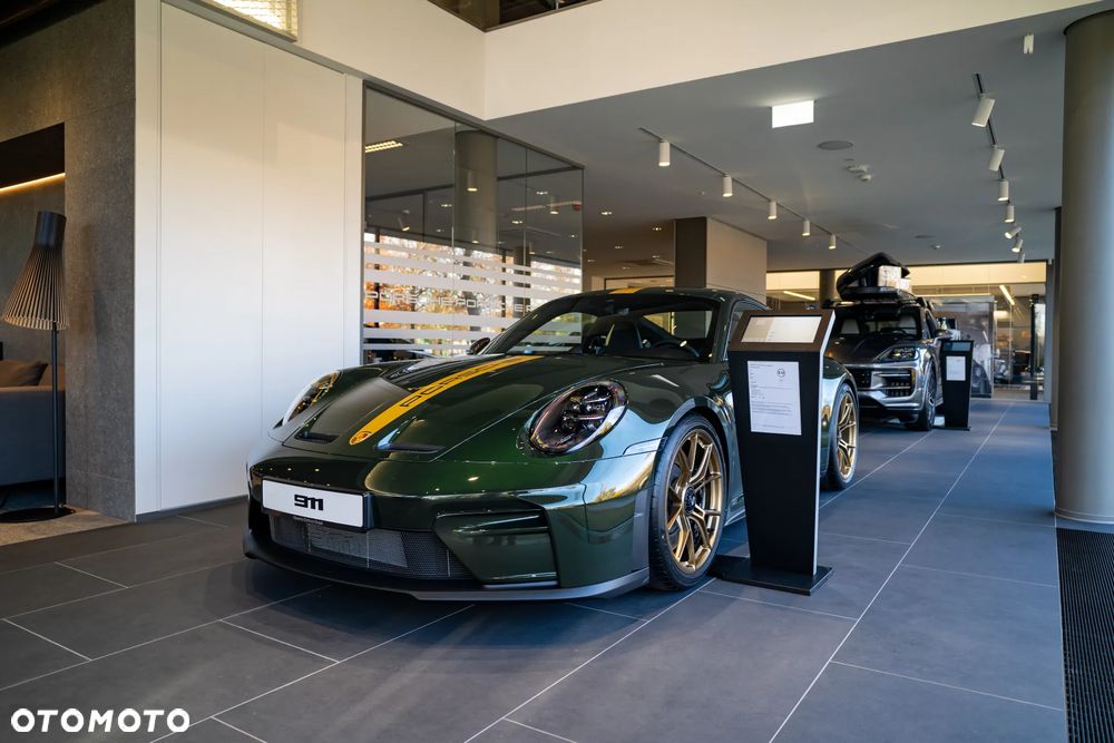 Porsche 911 GT3 Touring PDK - 1