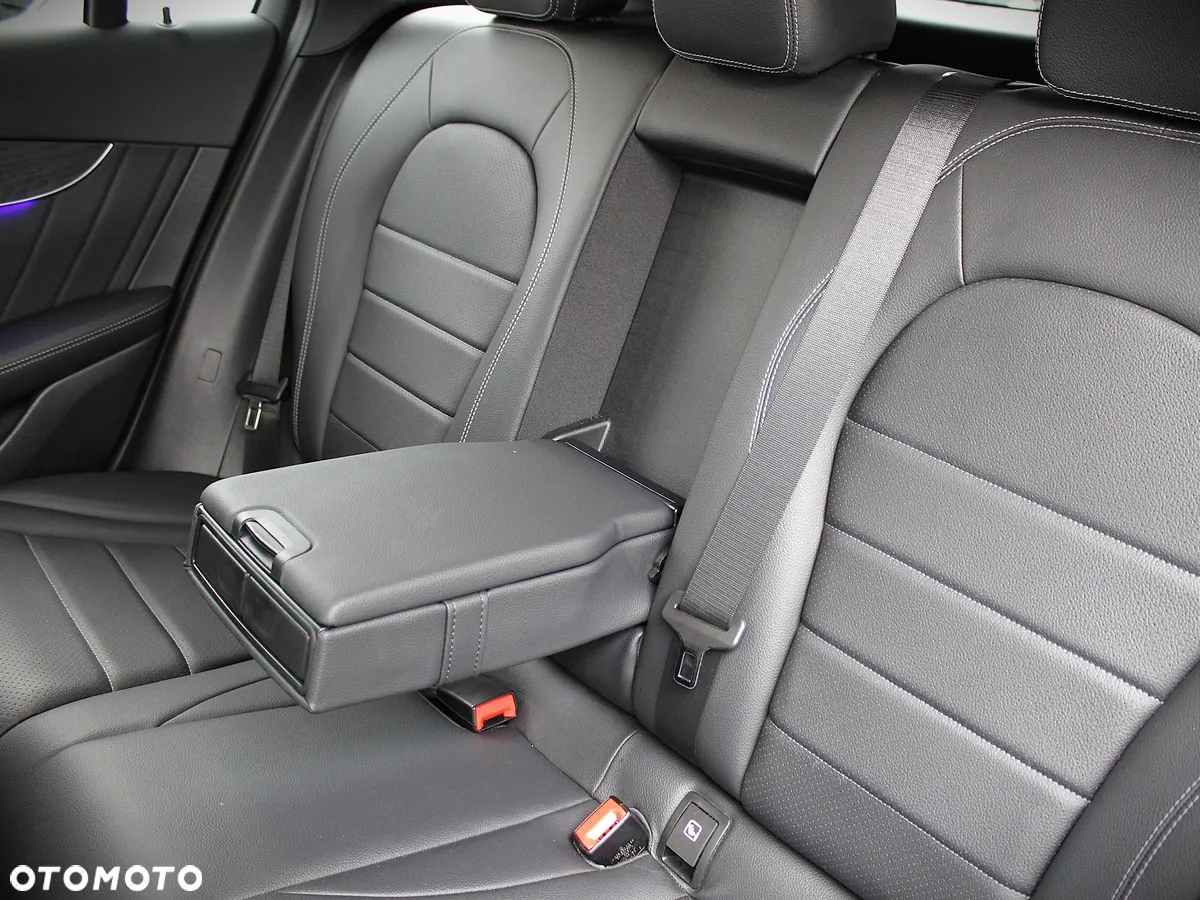 Mercedes-Benz GLC 200 d 4-Matic Business Edition - 25