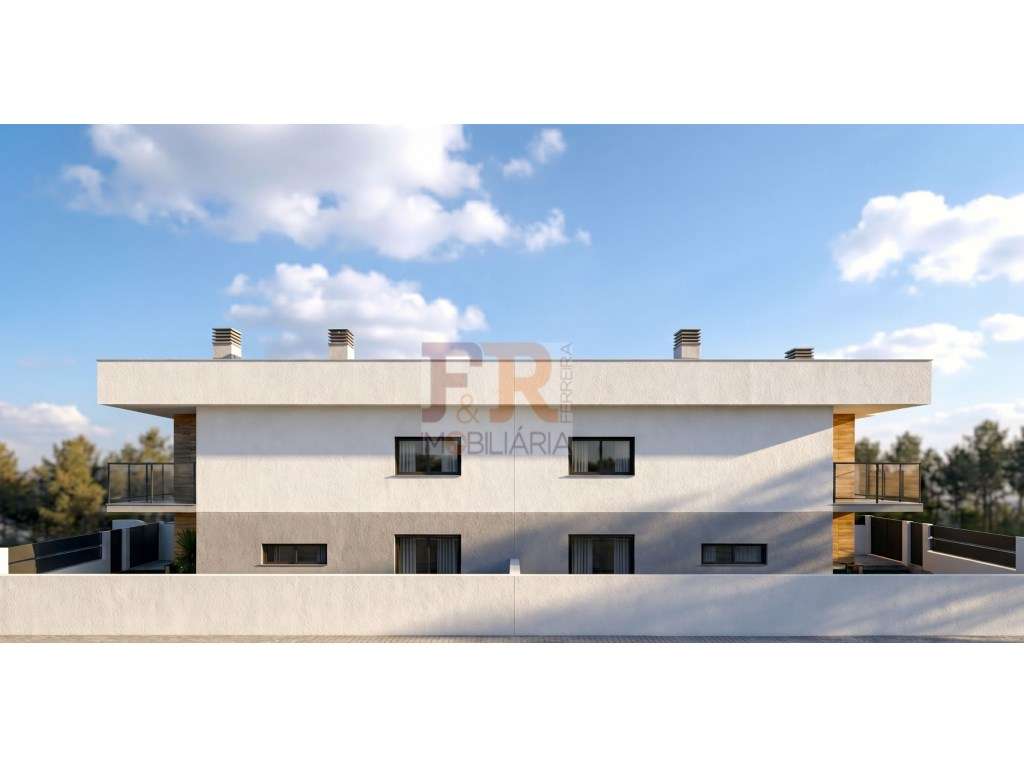 Moradia Geminada T4 com piscina Pinhal General Fernão-Ferro - Grande imagem: 2/25