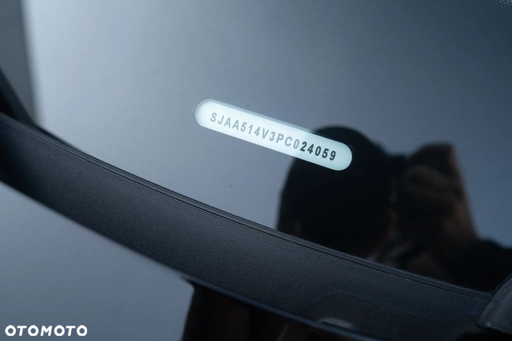 Bentley Bentayga - 32