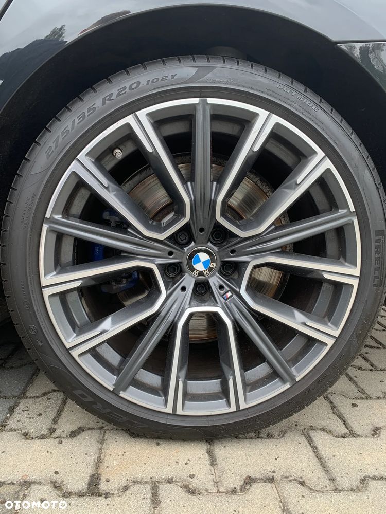 BMW Seria 7 750Li xDrive - 9