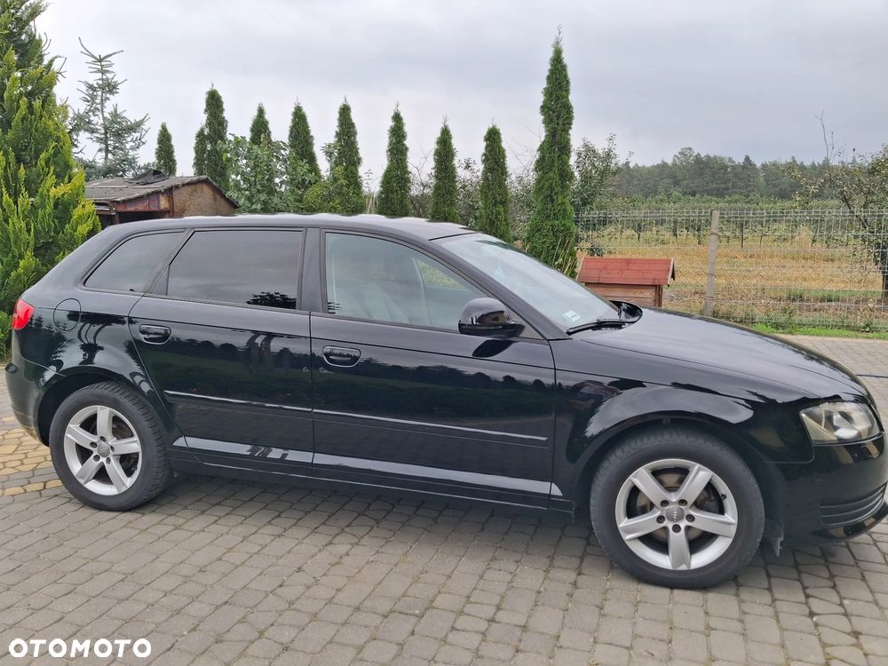 Audi A3 Sportback 1.6 Attraction - 4