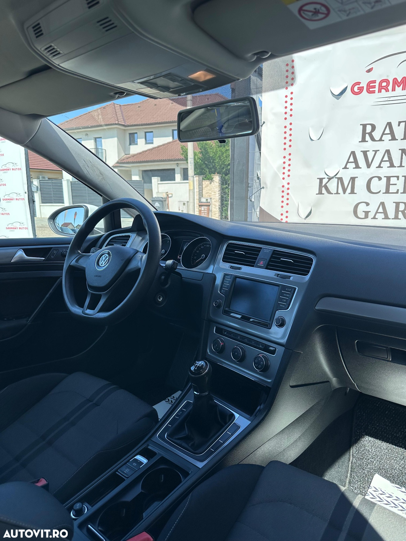 Volkswagen Golf - 15