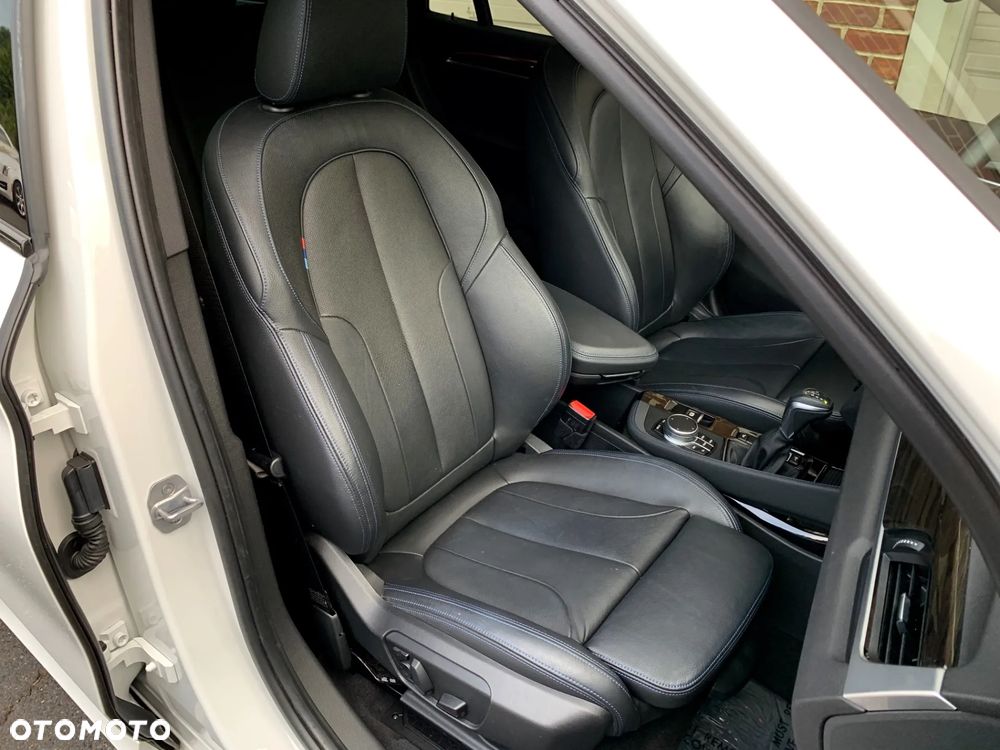 BMW X1 xDrive28i Sport Line - 21