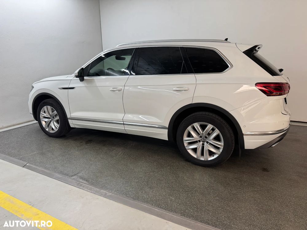 Volkswagen Touareg V6 TDI Elegance - 6