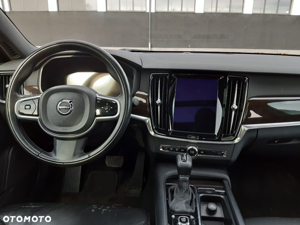 Volvo S90 T5 Geartronic Momentum Pro - 9