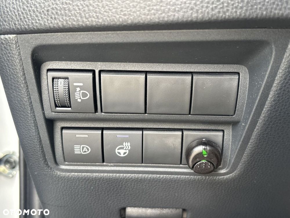 Toyota Yaris Hybrid 1.5 Style - 26