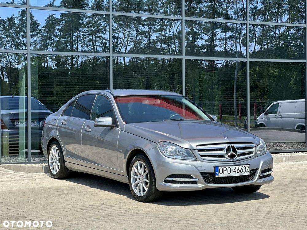 Mercedes-Benz Klasa C 180 BlueEFFICIENCY Avantgarde - 6