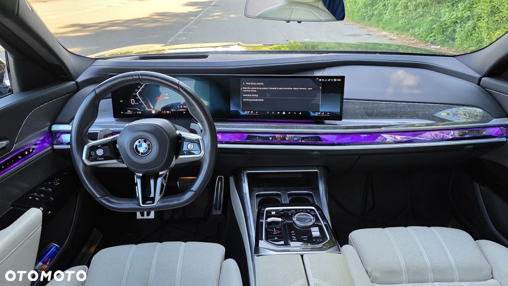 BMW Seria 7 - 18