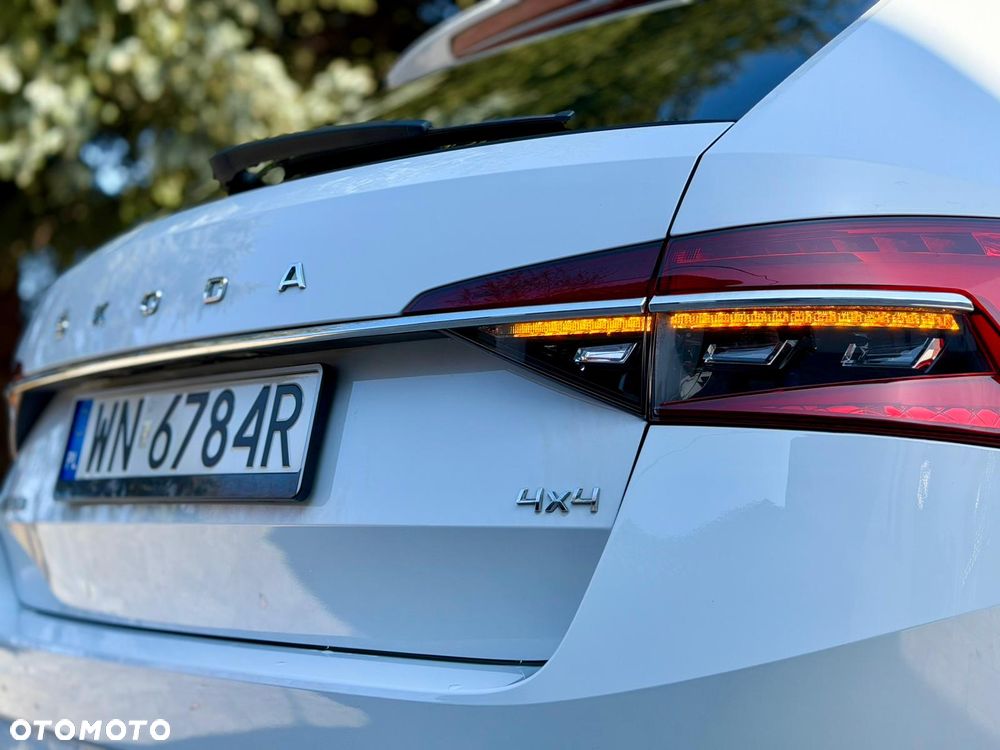 Skoda Superb 2.0 TDI SCR 4x4 Style DSG - 41