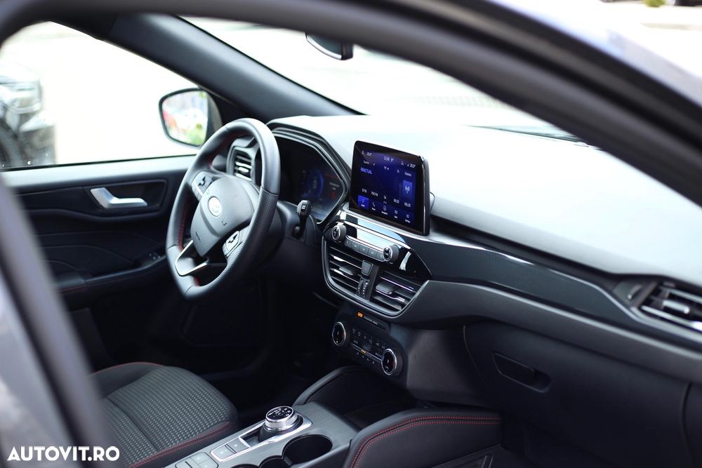 Ford Kuga 2.5 Duratec FHEV FWD ST Line - 4