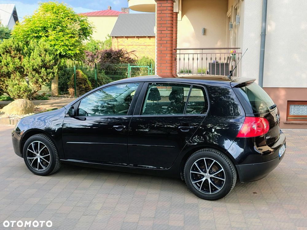Volkswagen Golf 1.6 Trendline - 28