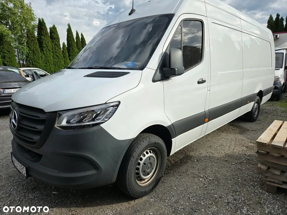 Mercedes-Benz Sprinter - 6