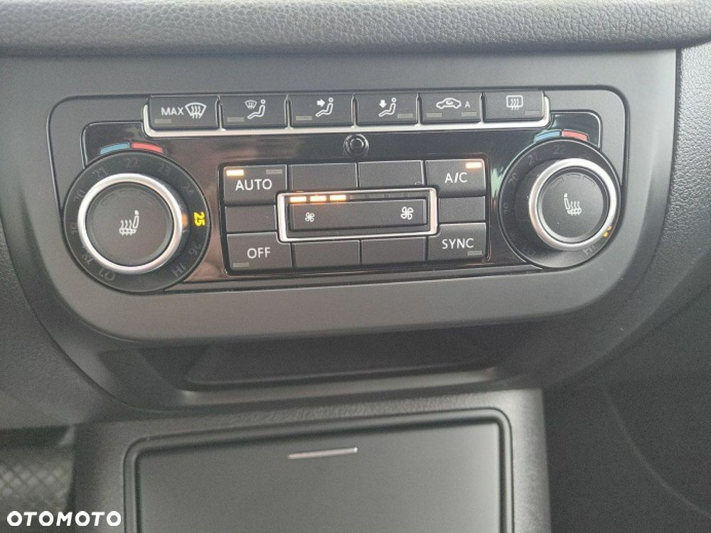 Volkswagen Tiguan - 21