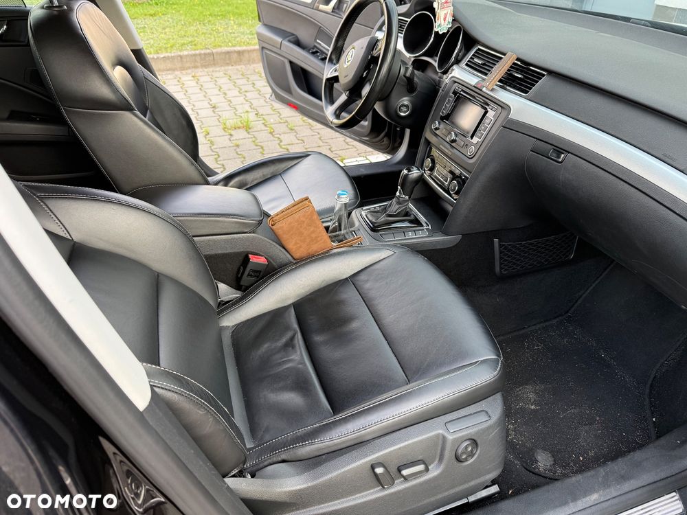 Skoda Superb 2.0 TDI Business DSG - 8
