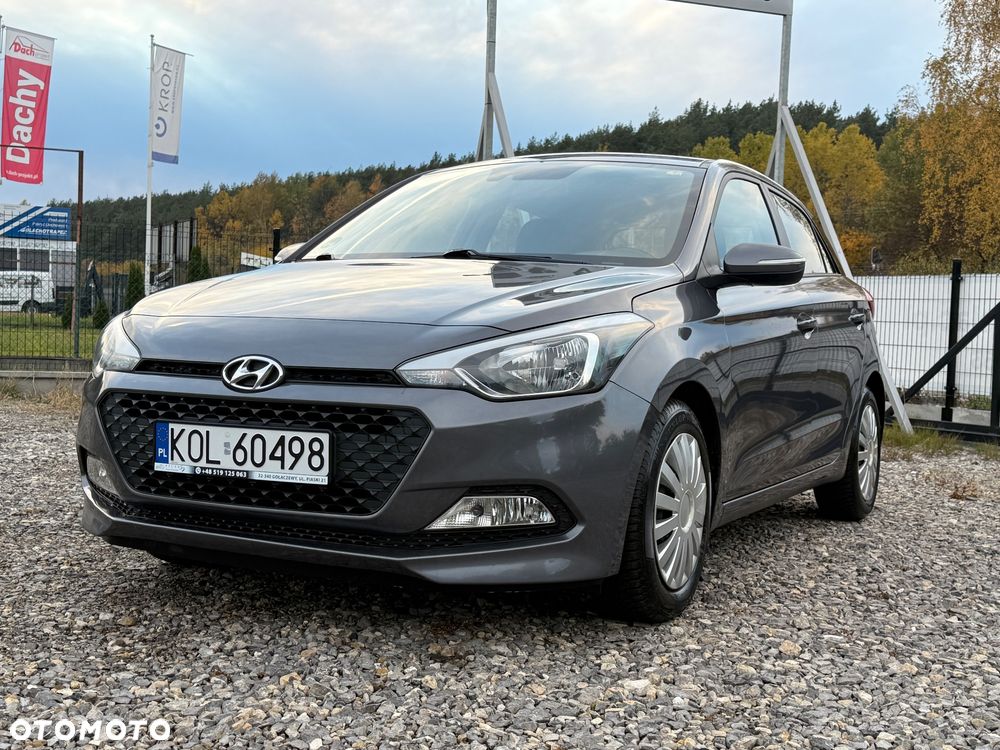 Hyundai i20 blue 1.2 Trend - 2