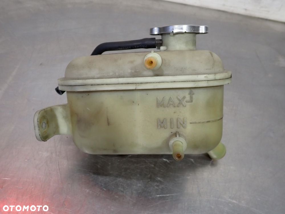 ZBIORNICZEK WYRÓWNAWCZY KIA CEED - 4