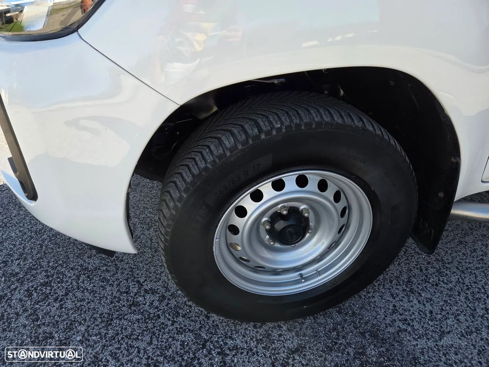 Toyota Hilux 4x4 2l - 8