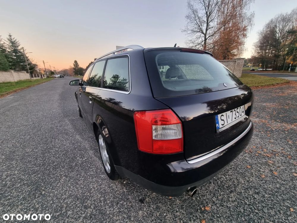 Audi A4 Avant - 9