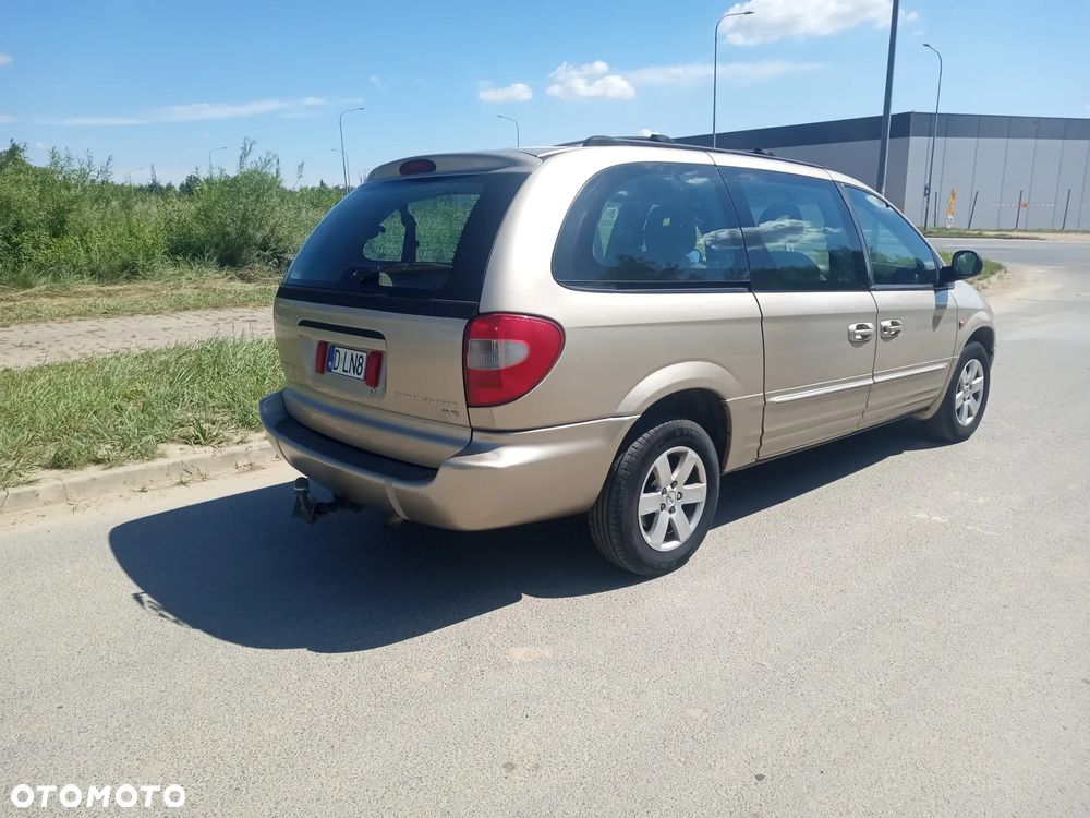 Chrysler Grand Voyager 3.3L LX - 4