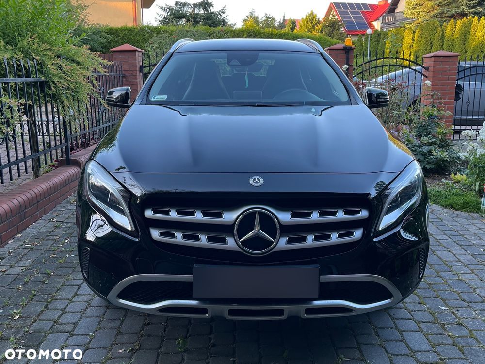 Mercedes-Benz GLA 200 7G-DCT Urban