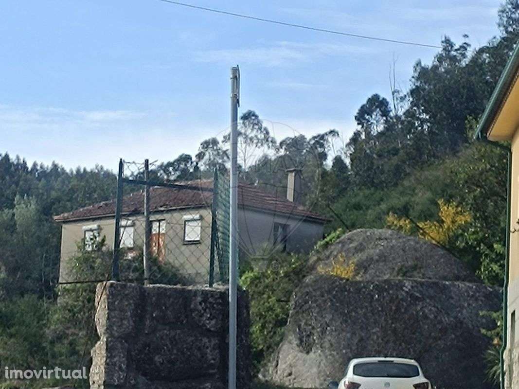 Moradia T4 para venda - Grande imagem: 2/16