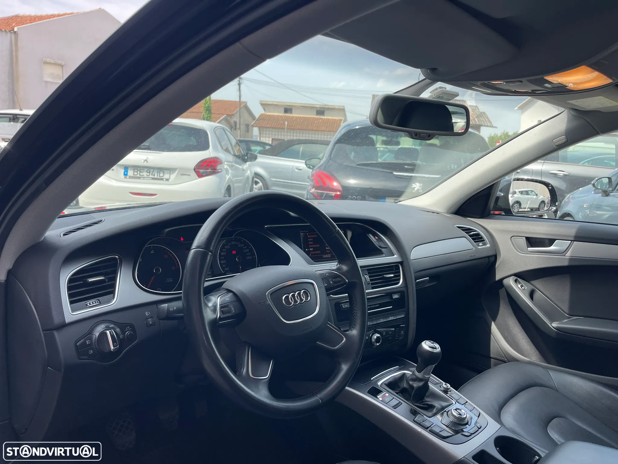 Audi A4 2.0 TDI Business Line - 12