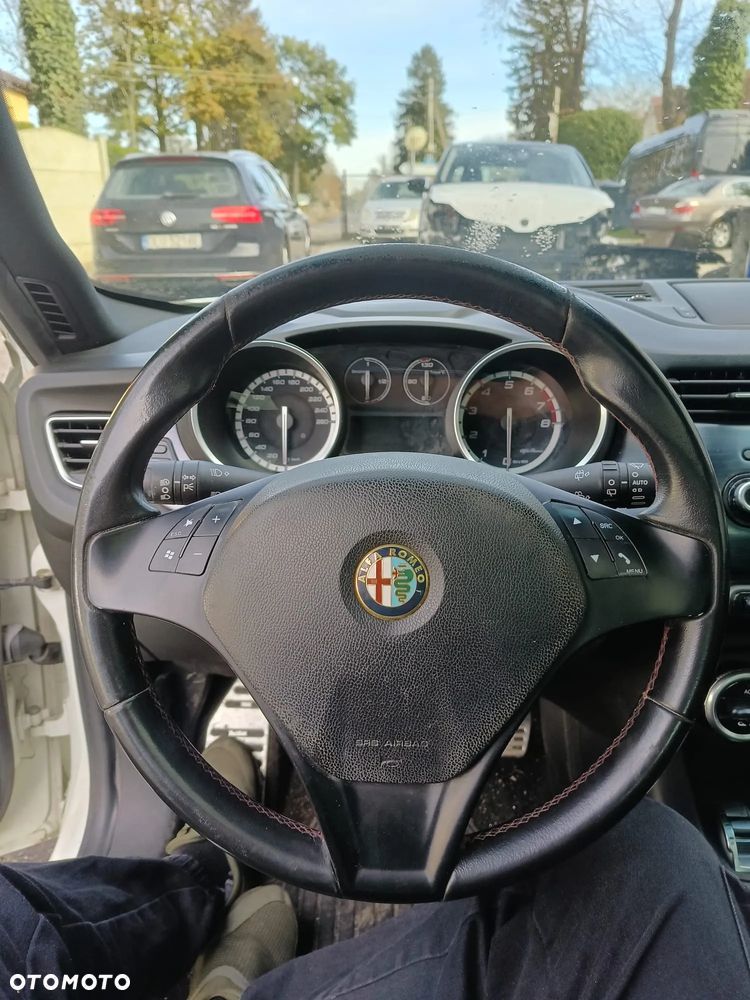 Alfa Romeo Giulietta 1750 TBi Quadrifoglio Verde - 26