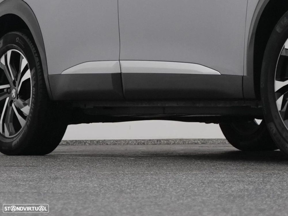 Peugeot e-2008 50 kWh Allure - 18