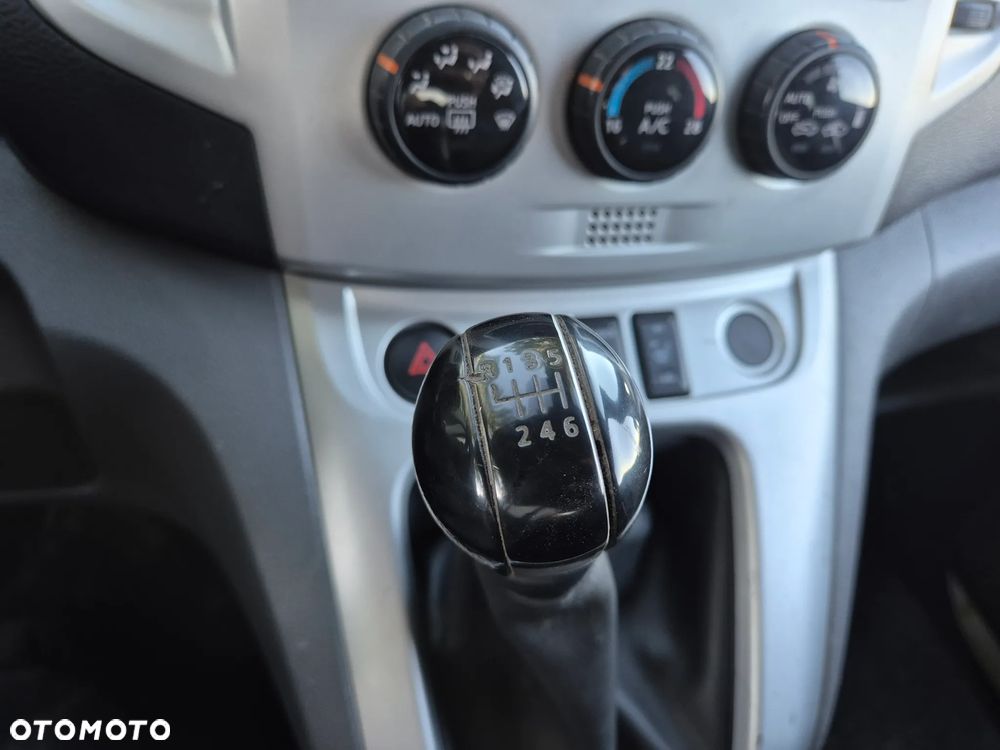 Nissan NV200 Evalia 1.5 Premium - 17