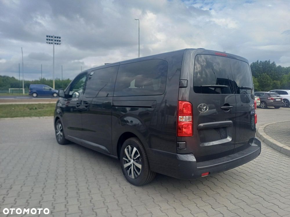 Toyota Proace Verso - 10