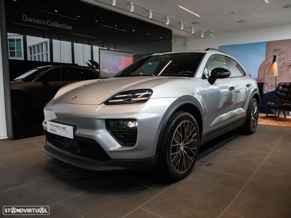 Porsche Macan Electric - 3