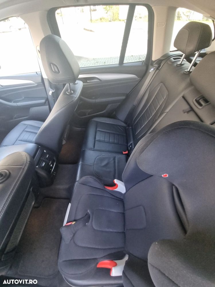 BMW X3 xDrive20d AT Advantage - 4
