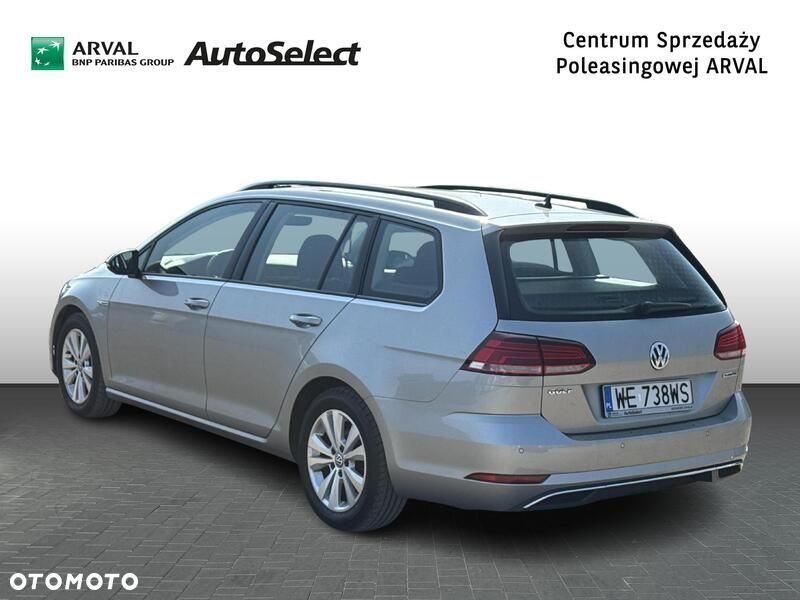 Volkswagen Golf - 3