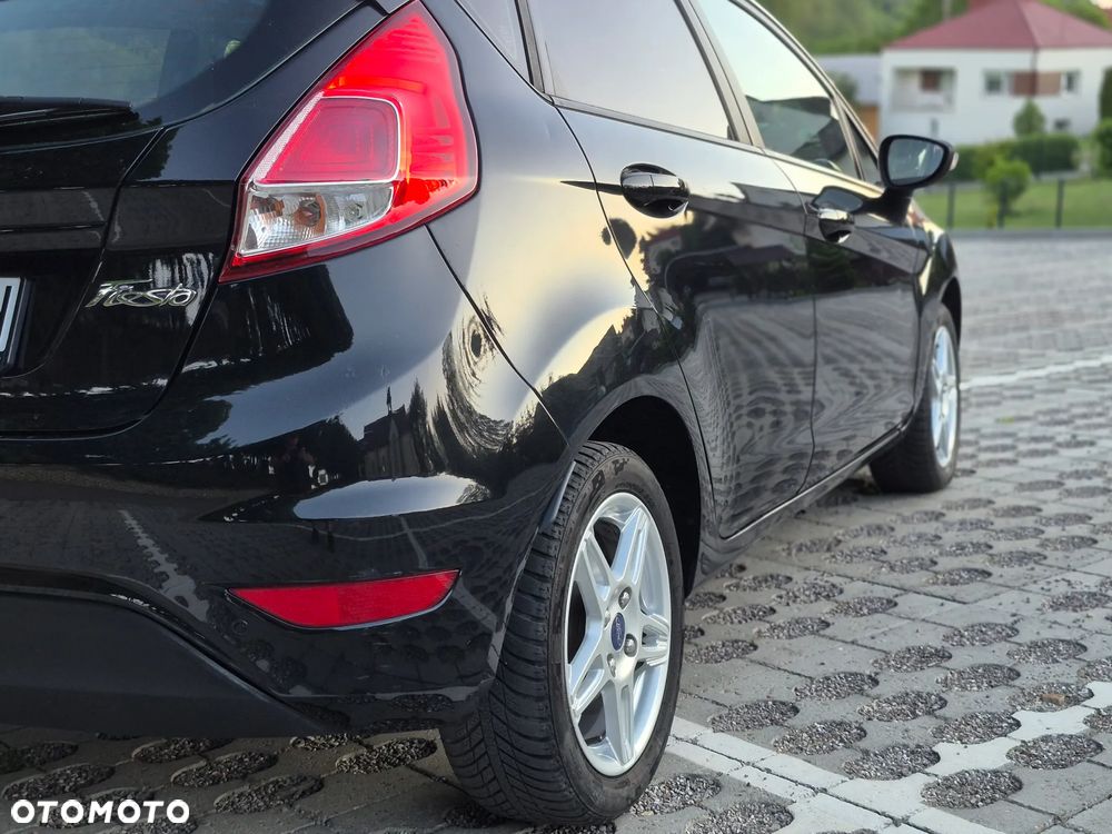 Ford Fiesta 1.25 Celebration - 9