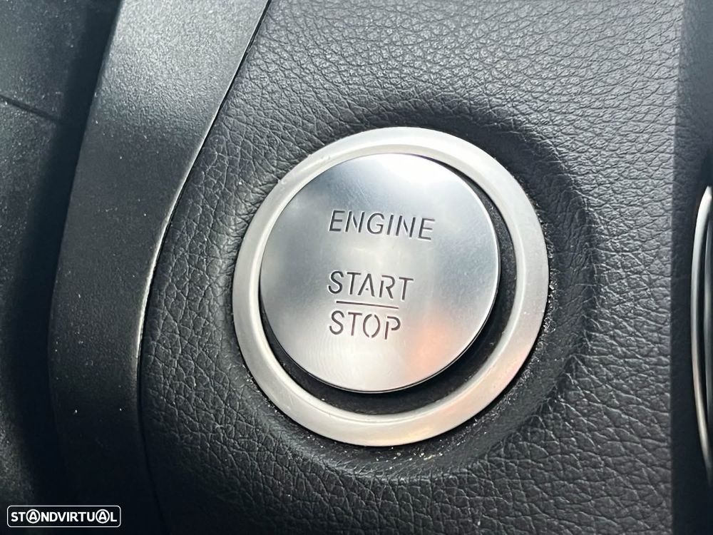 Mercedes-Benz GLC 250 d 4Matic 9G-TRONIC AMG Line - 27