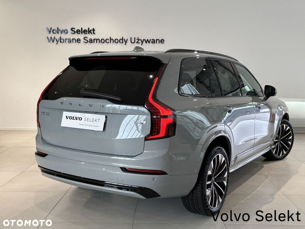 Volvo XC 90 - 9