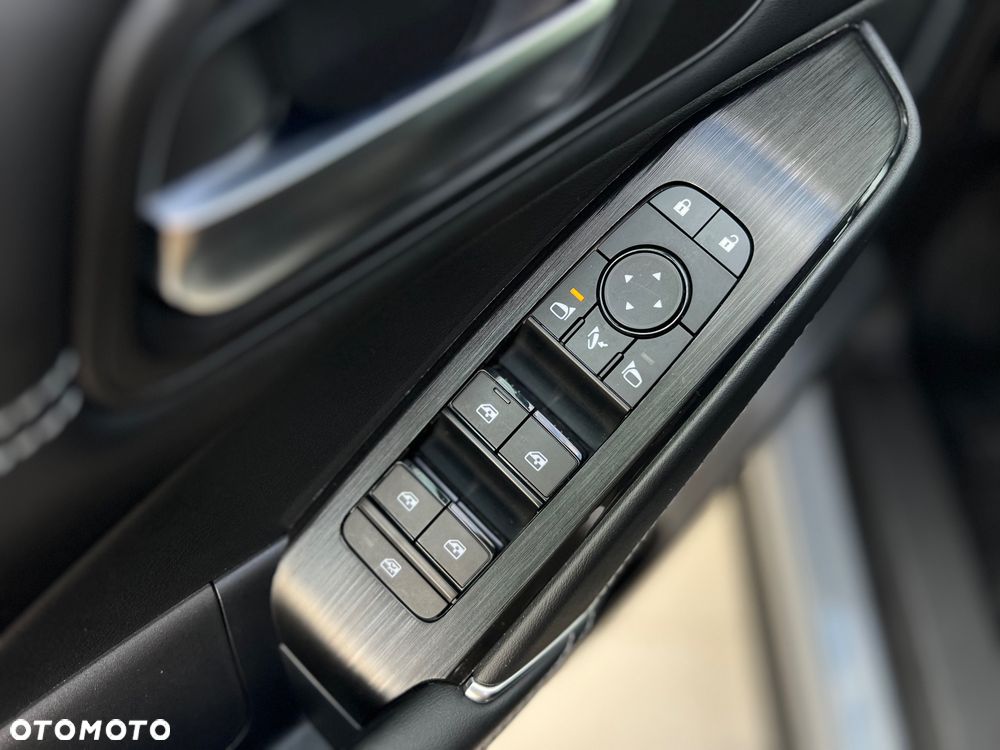 Nissan Qashqai 1.3 DIG-T N-Connecta - 37