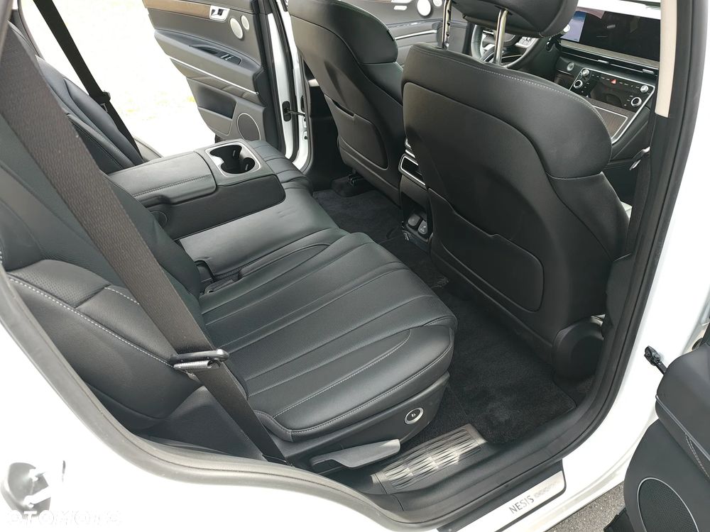 Genesis GV80 - 29