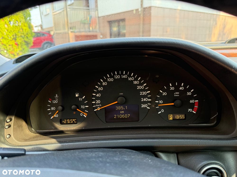 Mercedes-Benz CLK 320 - 14