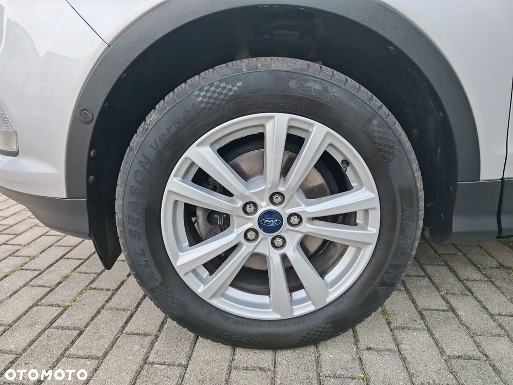 Ford Kuga 1.5 EcoBoost 2x4 Titanium - 31