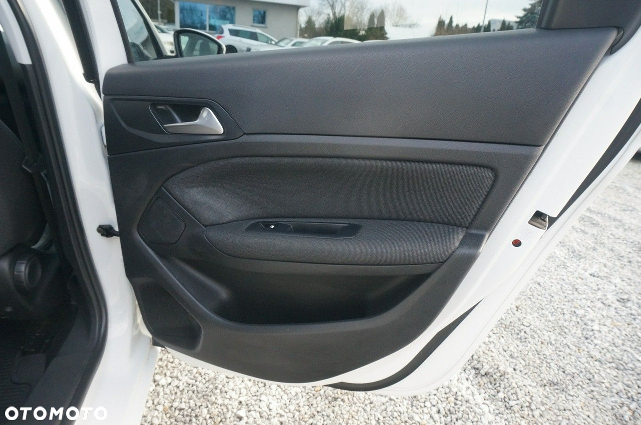Peugeot 308 1.5 BlueHDi Allure Pack S&S EAT8 - 30
